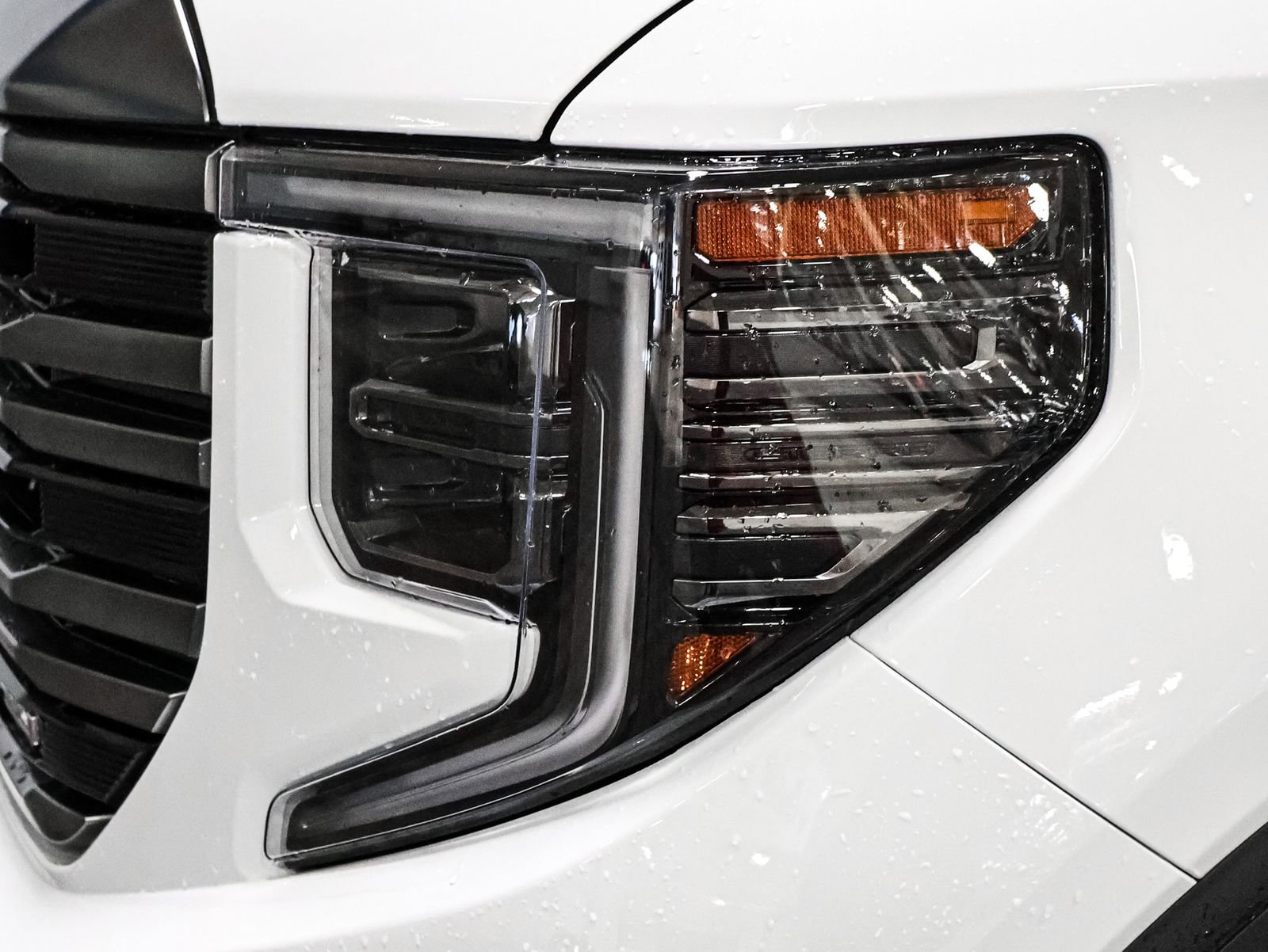 Certified 2024 GMC Sierra 1500 AT4 w/ Technology Package AWD/4WD image 14
