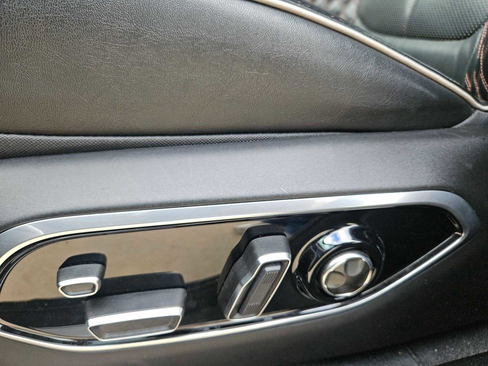 Used 2022 Jeep Grand Cherokee Summit w/ Luxury Tech Group V image 25