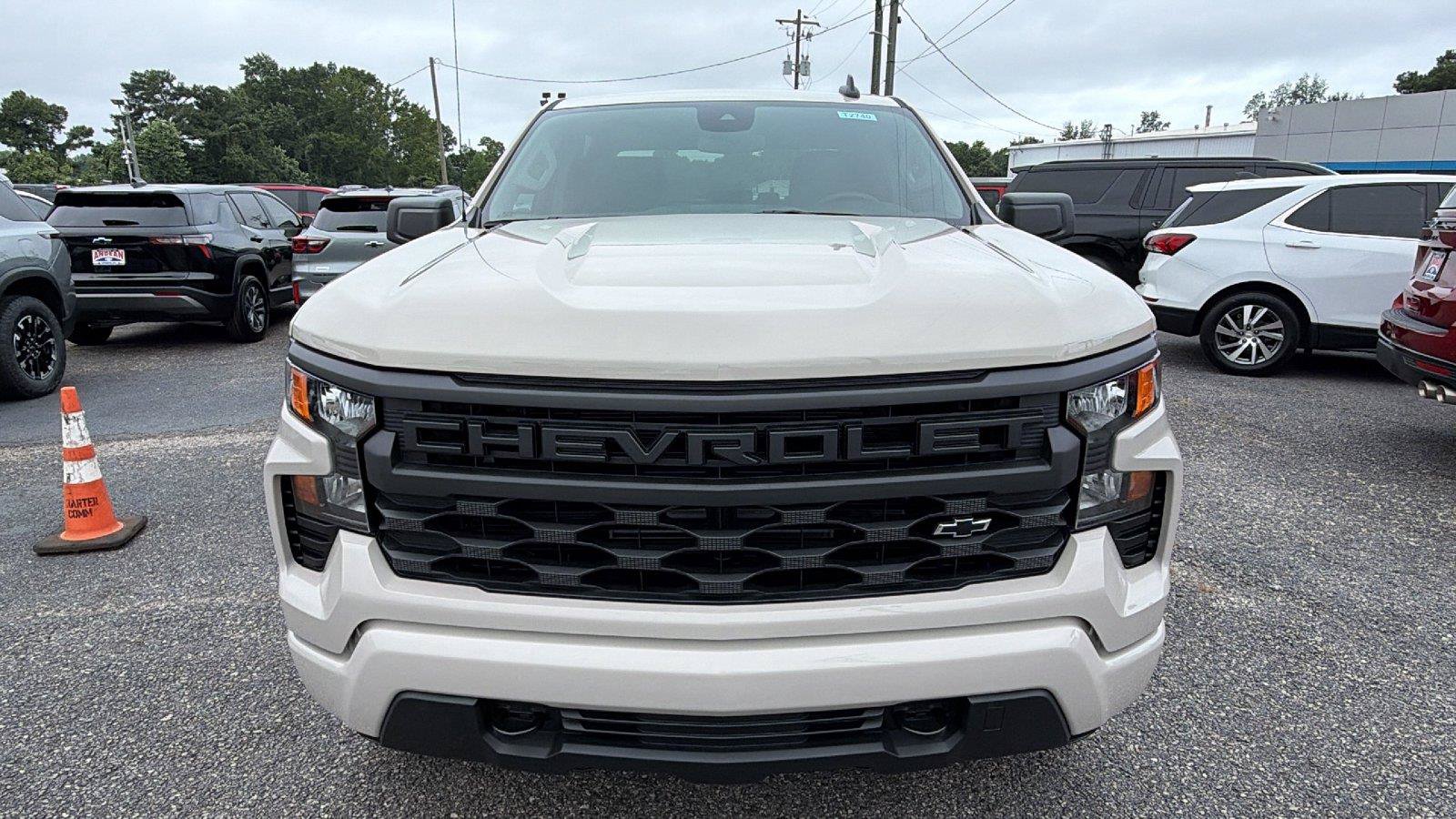 New 2026 Chevrolet Silverado 1500 Custom w/ Turbomax Blackout Package AWD/4WD image 2