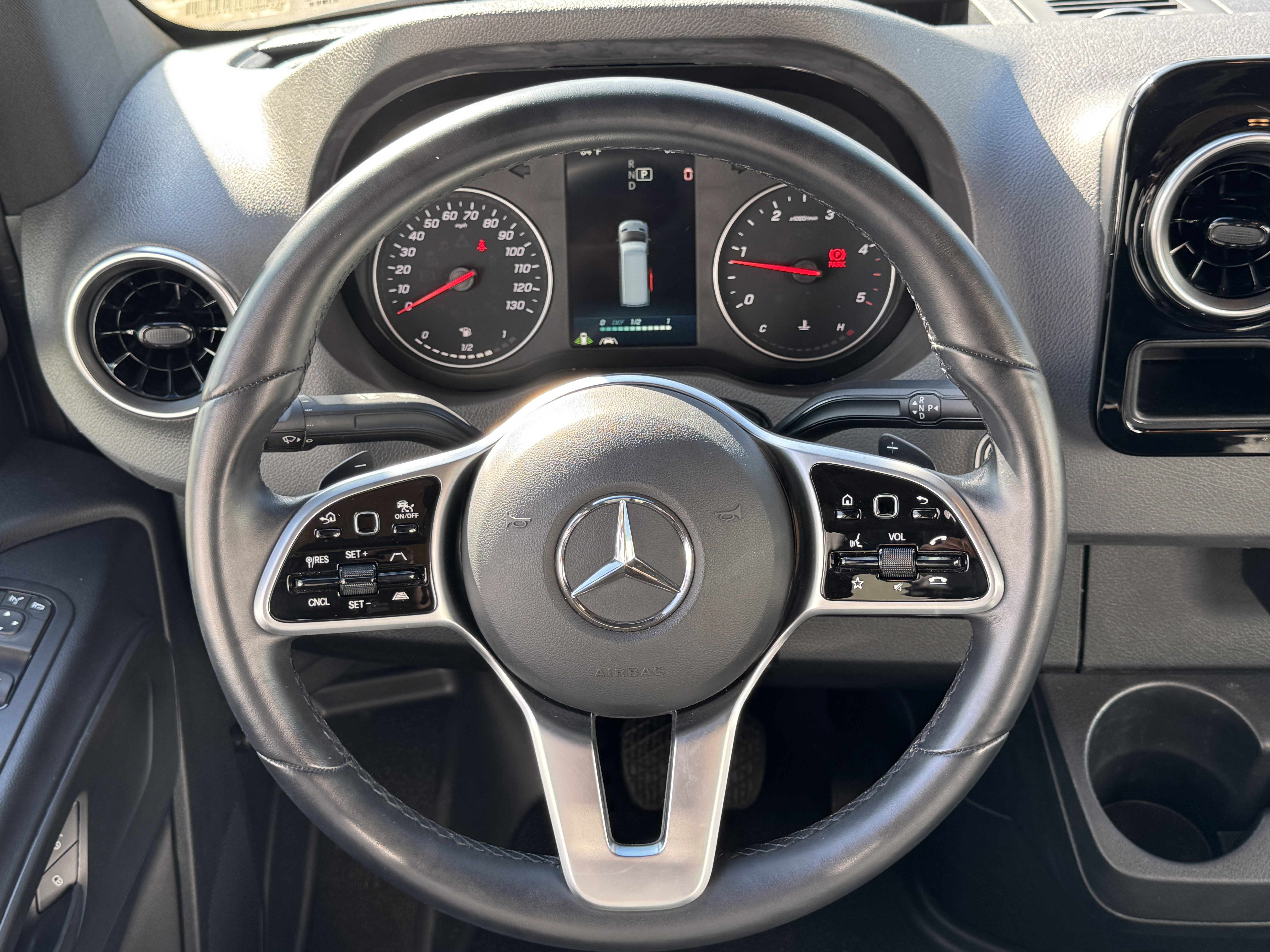 Used 2023 Mercedes-Benz Sprinter 2500 image 19