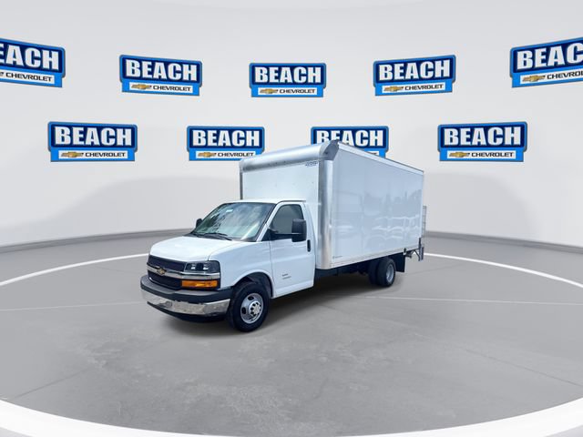 New 2026 Chevrolet Express 4500 w/ Power Convenience Package RWD image 4