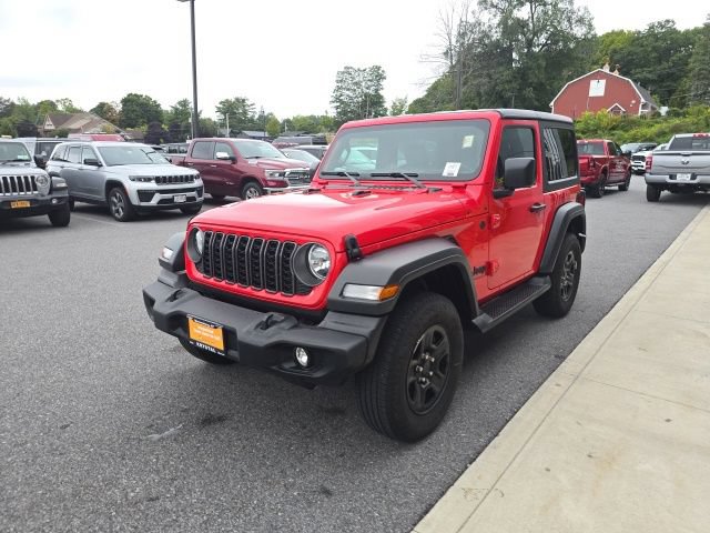 Used 2024 Jeep Wrangler Sport AWD/4WD image 3