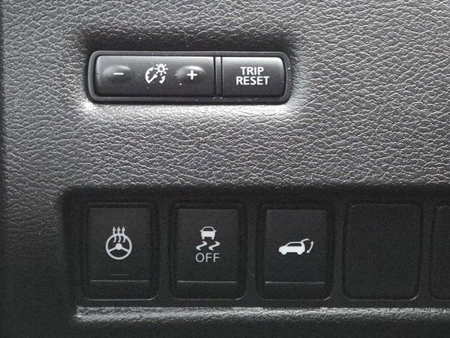 Used 2018 Nissan Murano SL w/ Moonroof Package image 12