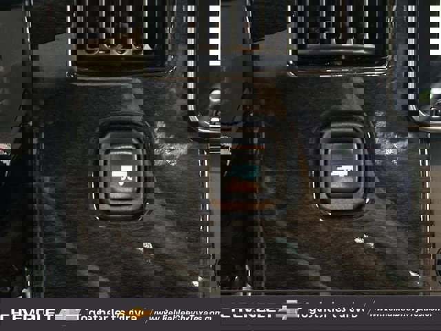 New 2025 Chevrolet Express 2500 Extended w/ Driver Convenience Package image 24