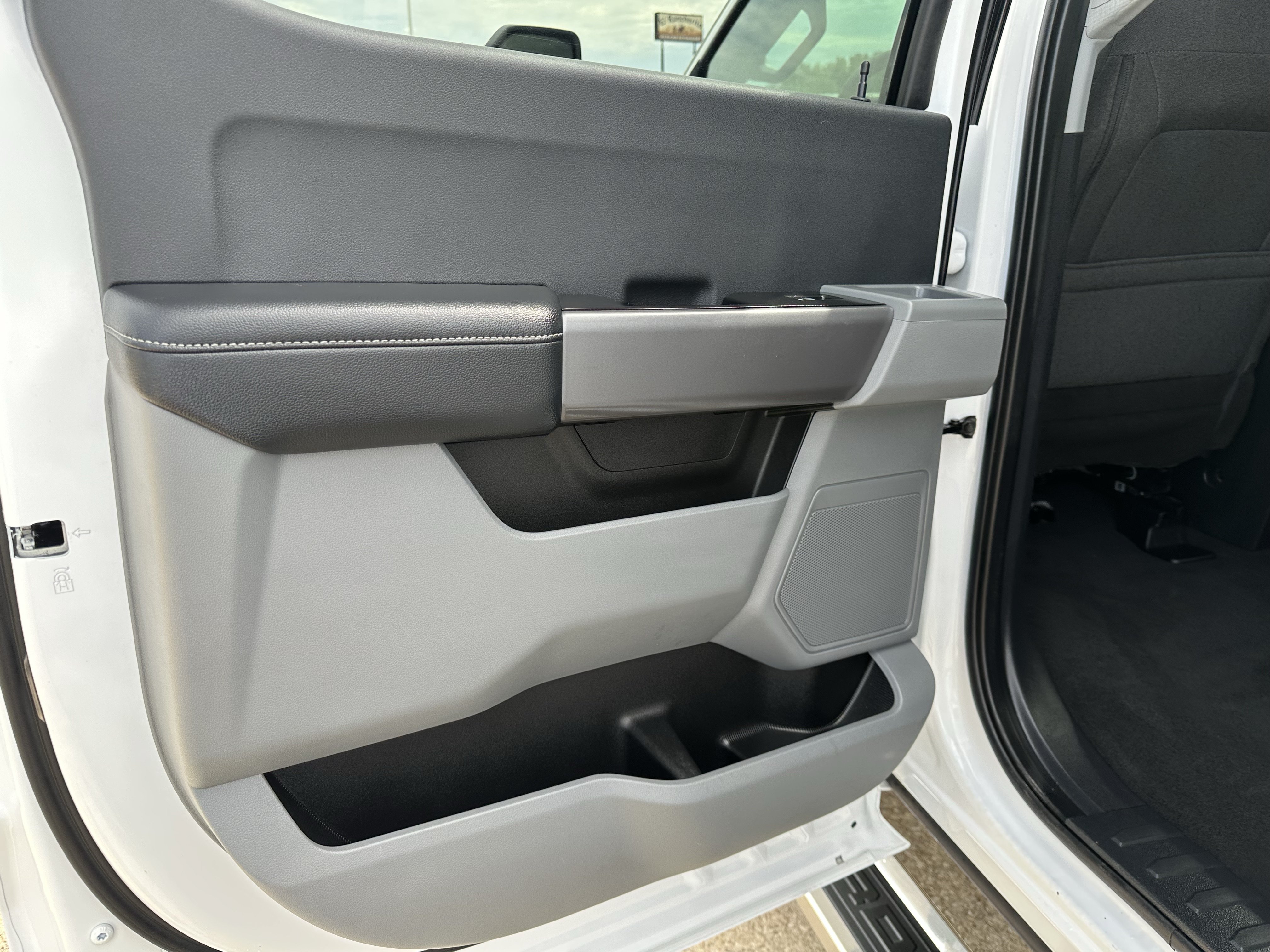 Used 2024 Ford F250 XLT w/ 360-Degree Camera Package AWD/4WD image 8