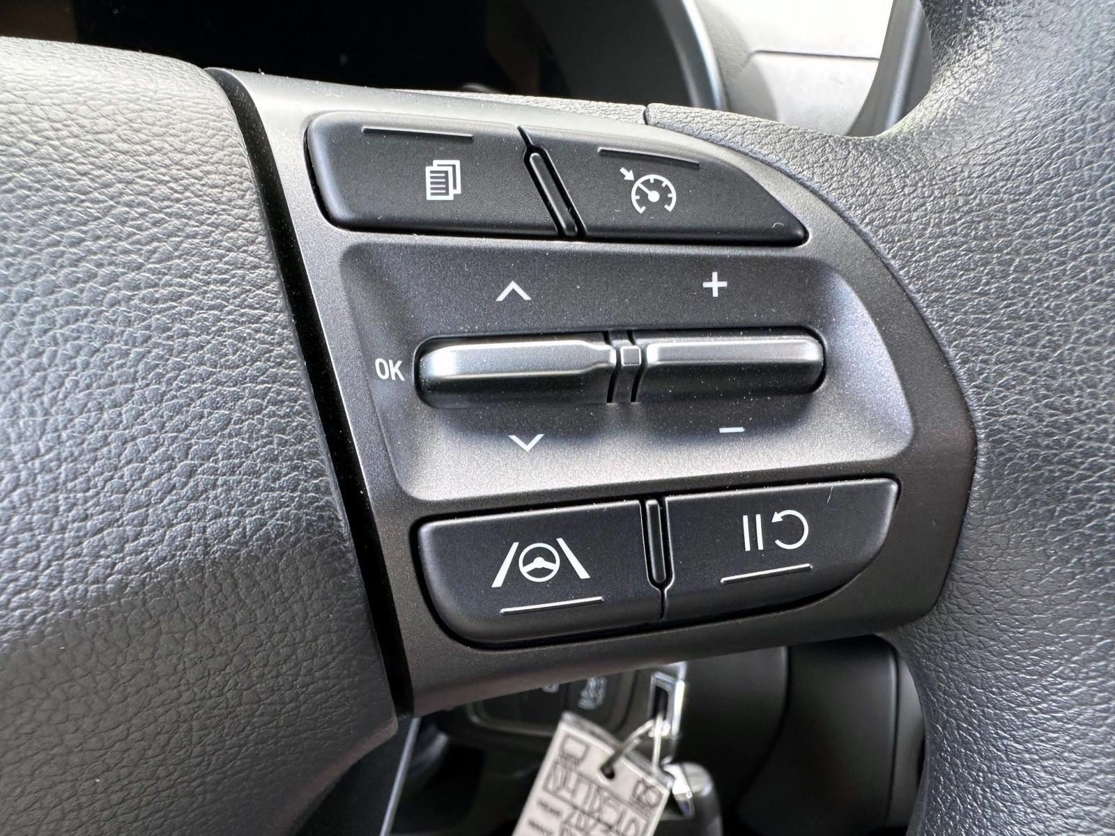 Used 2023 Hyundai Kona SE AWD/4WD image 18