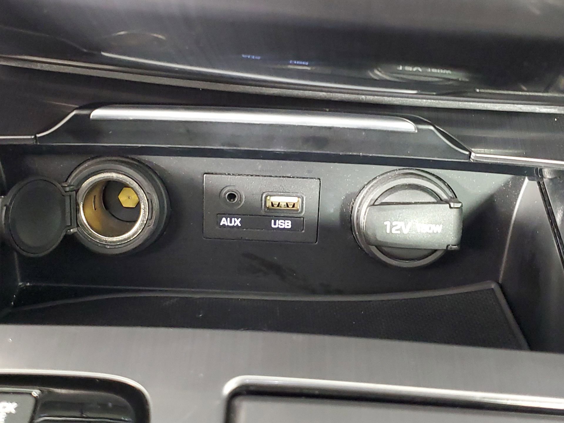 Used 2017 Genesis G80 3.8 image 40