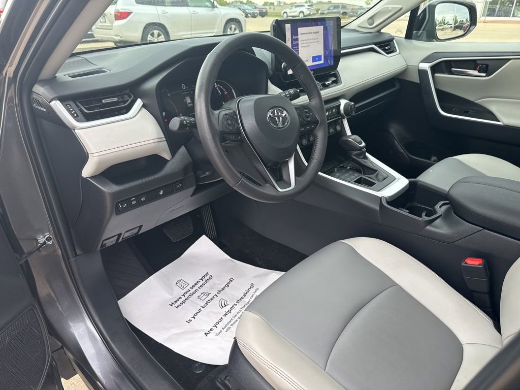 Used 2025 Toyota RAV4 XLE Premium w/ Weather Package AWD/4WD image 8