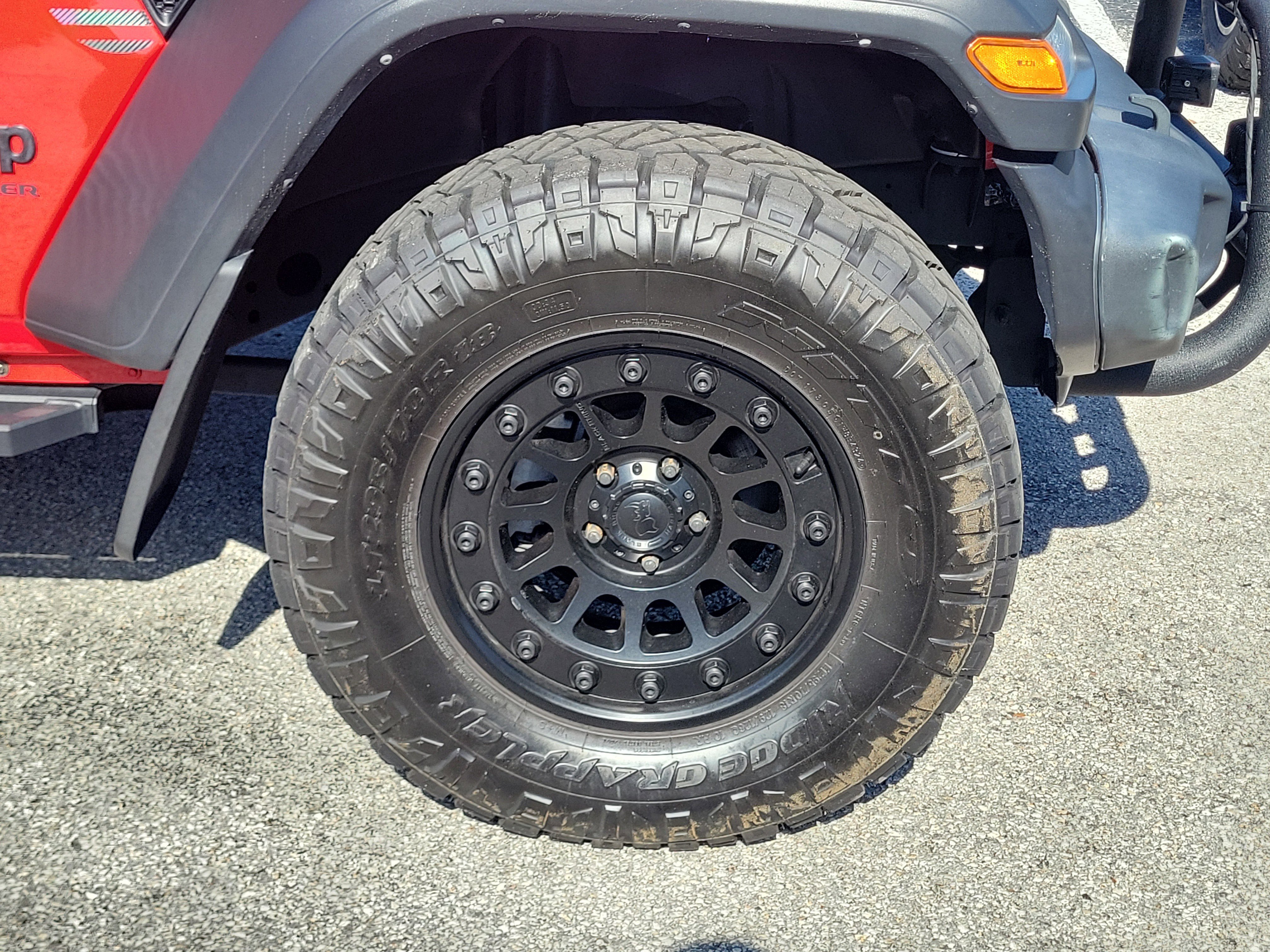 Used 2022 Jeep Wrangler Sport AWD/4WD image 34