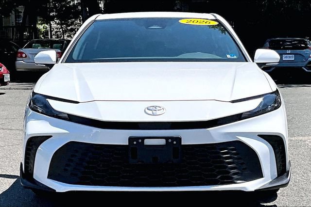 Used 2026 Toyota Camry SE FWD image 2
