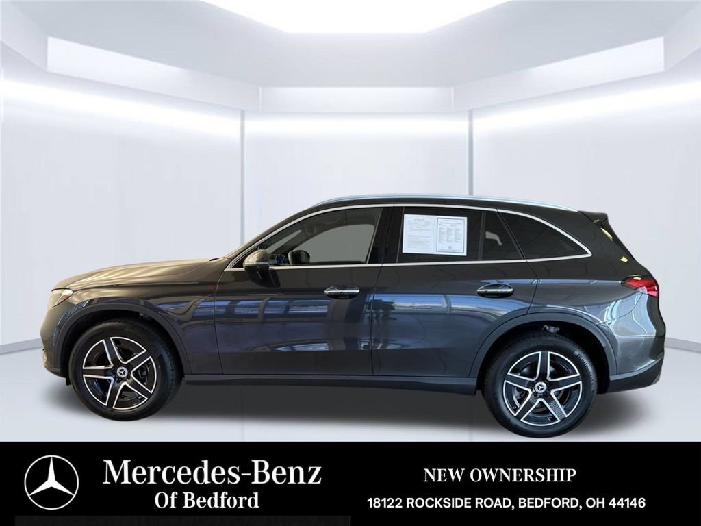 Used 2026 Mercedes-Benz GLC 300 4MATIC image 2