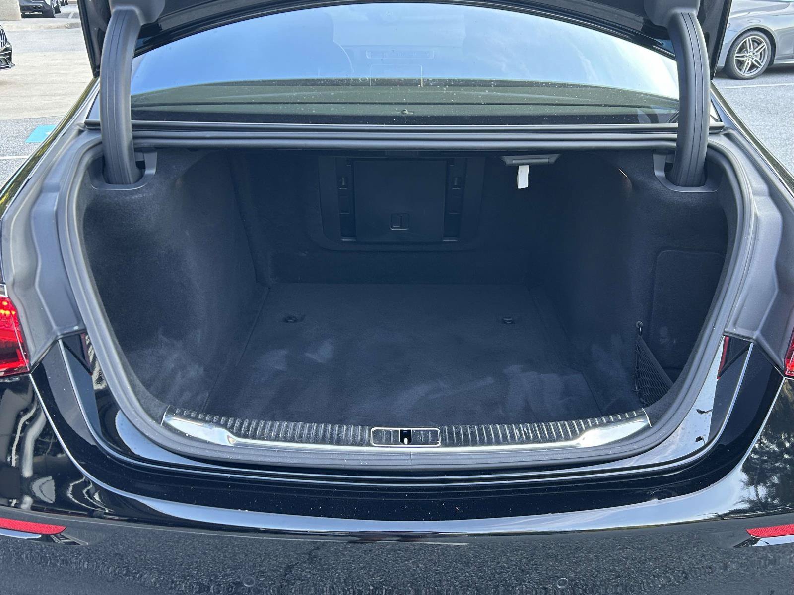 Used 2023 Mercedes-Benz S 500 4MATIC image 10