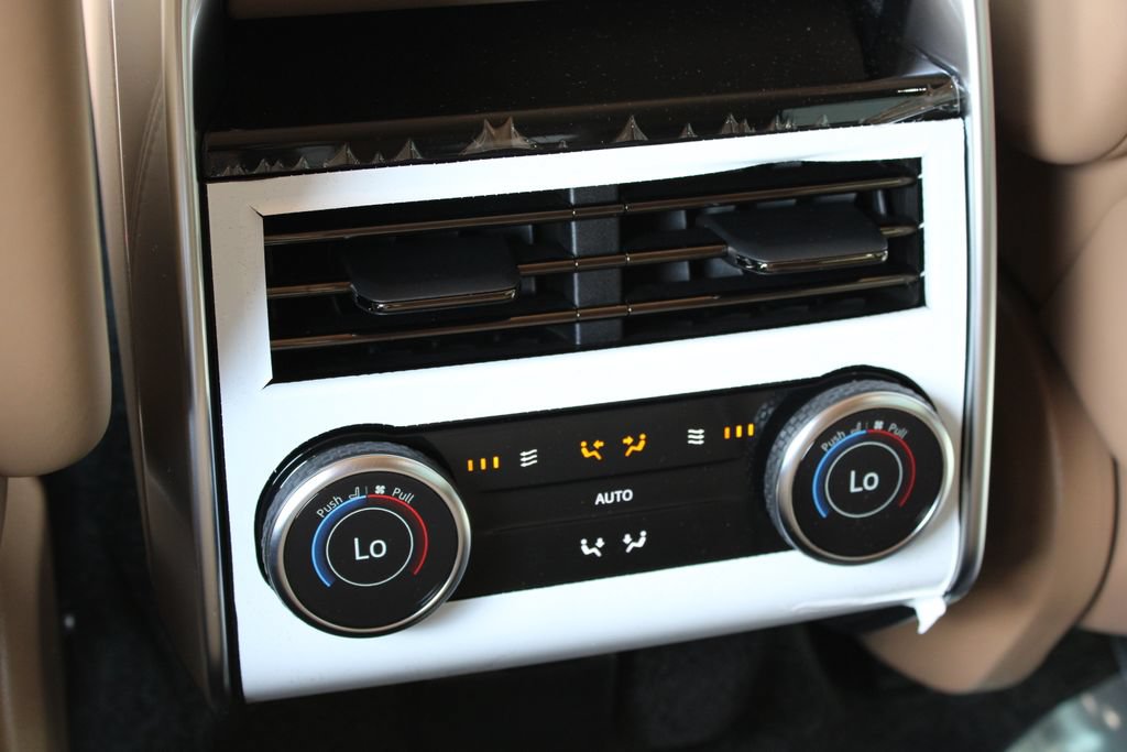 New 2026 Land Rover Range Rover SE AWD/4WD image 10