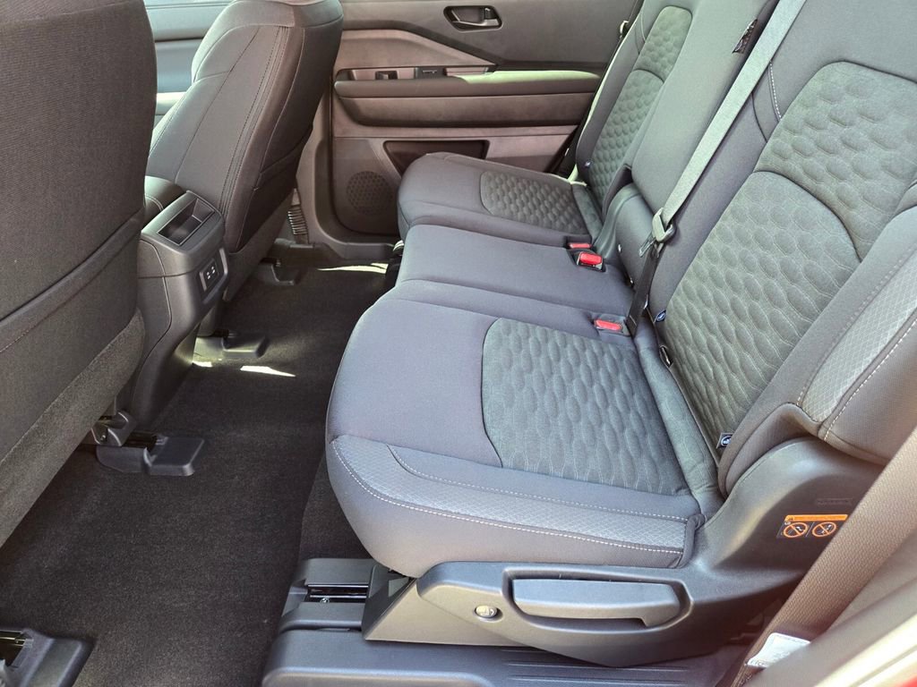 New 2026 Nissan Pathfinder SV w/ Cargo Package FWD image 7