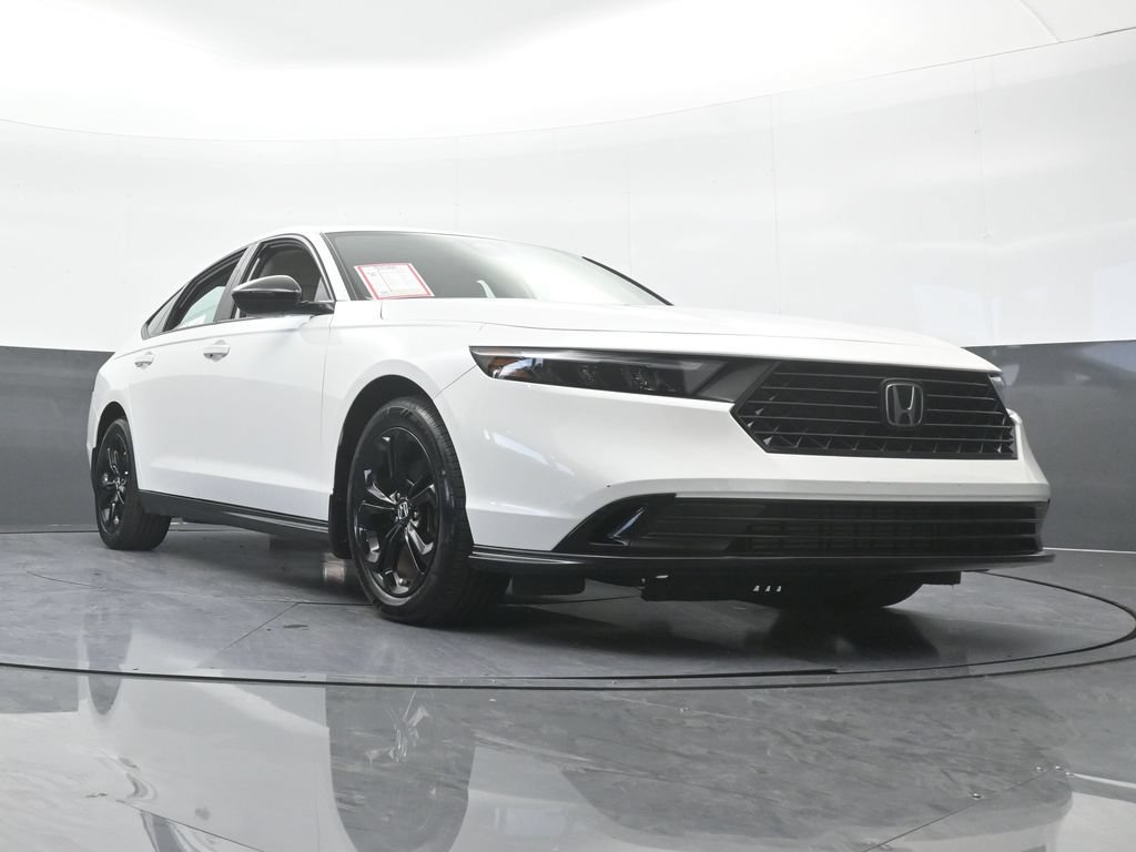 Used 2025 Honda Accord SE image 63