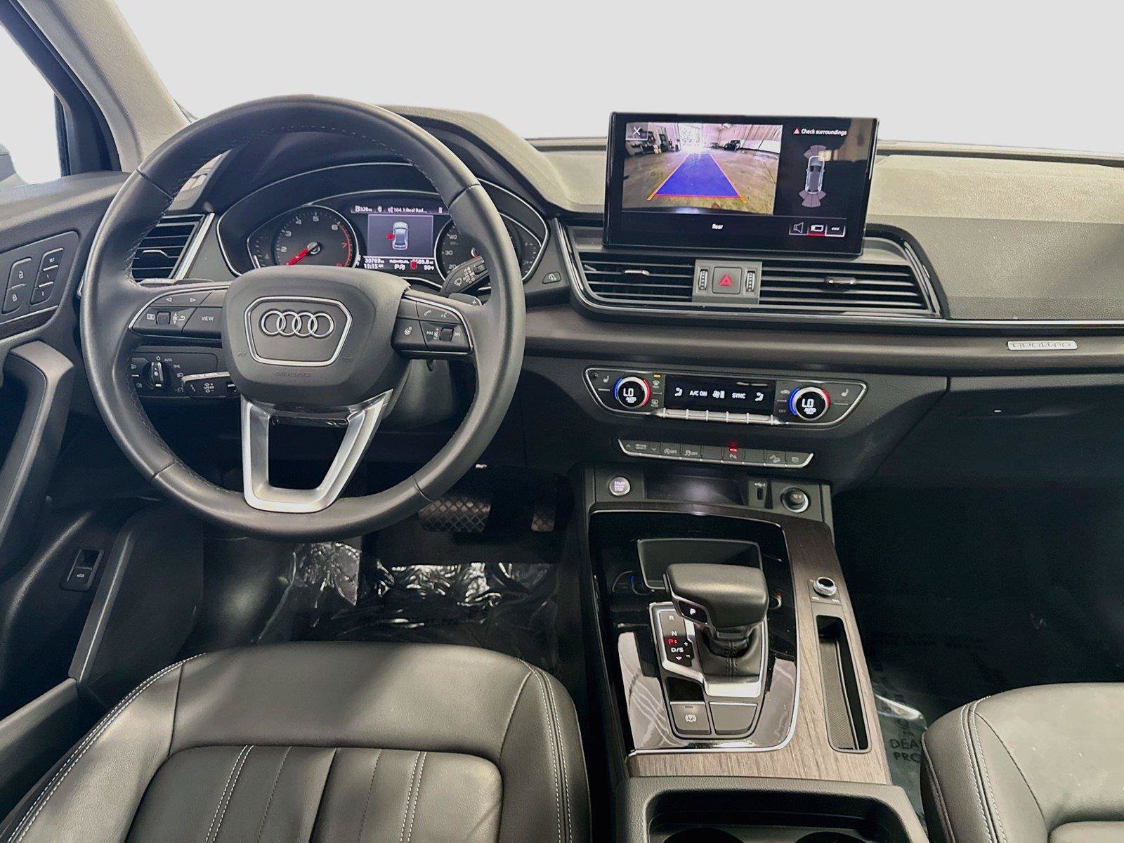 Used 2023 Audi Q5 2.0T Premium w/ Convenience Package AWD/4WD image 23