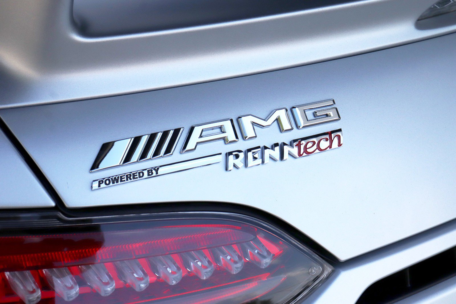 Used 2018 Mercedes-Benz AMG GT R image 22