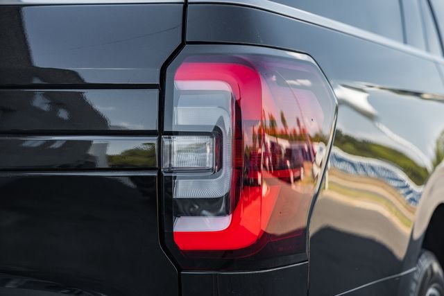 Used 2022 Ford Expedition Max Limited AWD/4WD image 8