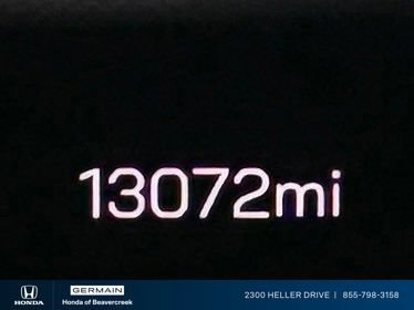 Used 2025 GMC Yukon AT4 AWD/4WD image 21