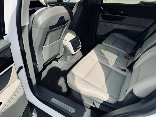 Used 2025 Lincoln Nautilus Premier image 20
