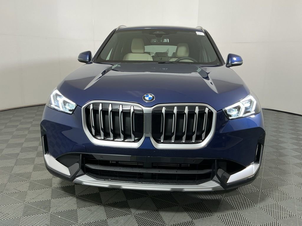 New 2025 BMW X1 xDrive28i w/ Convenience Package image 2