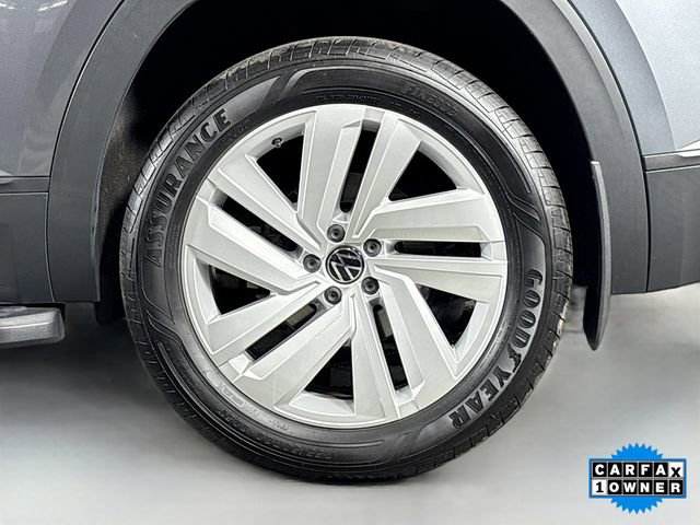 Used 2023 Volkswagen Atlas Cross Sport SE image 30