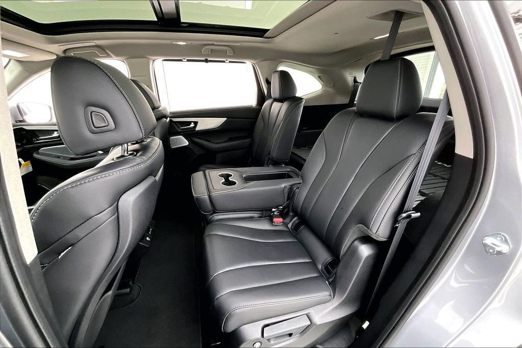 Used 2026 Acura MDX FWD w/ Technology Package image 32