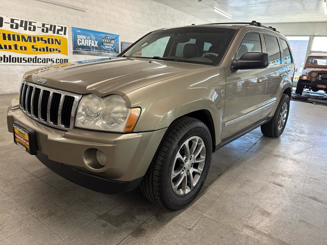 Used 2005 Jeep Grand Cherokee Limited AWD/4WD image 98