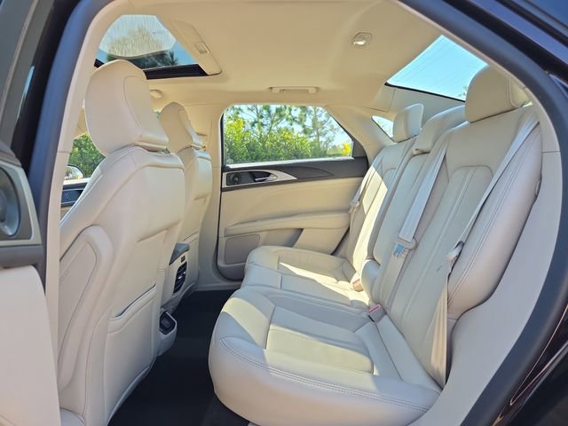 Used 2020 Lincoln MKZ Reserve w/ Elements Package image 9