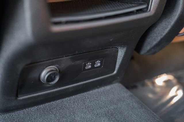 Used 2020 BMW X7 xDrive40i w/ Premium Package image 38