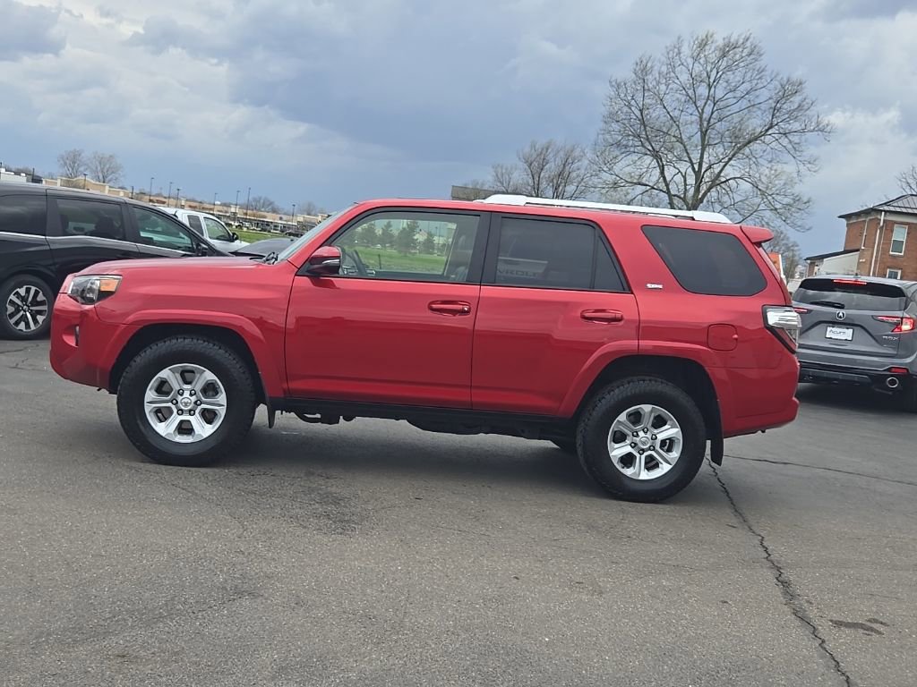 Used 2018 Toyota 4Runner SR5 Premium image 4