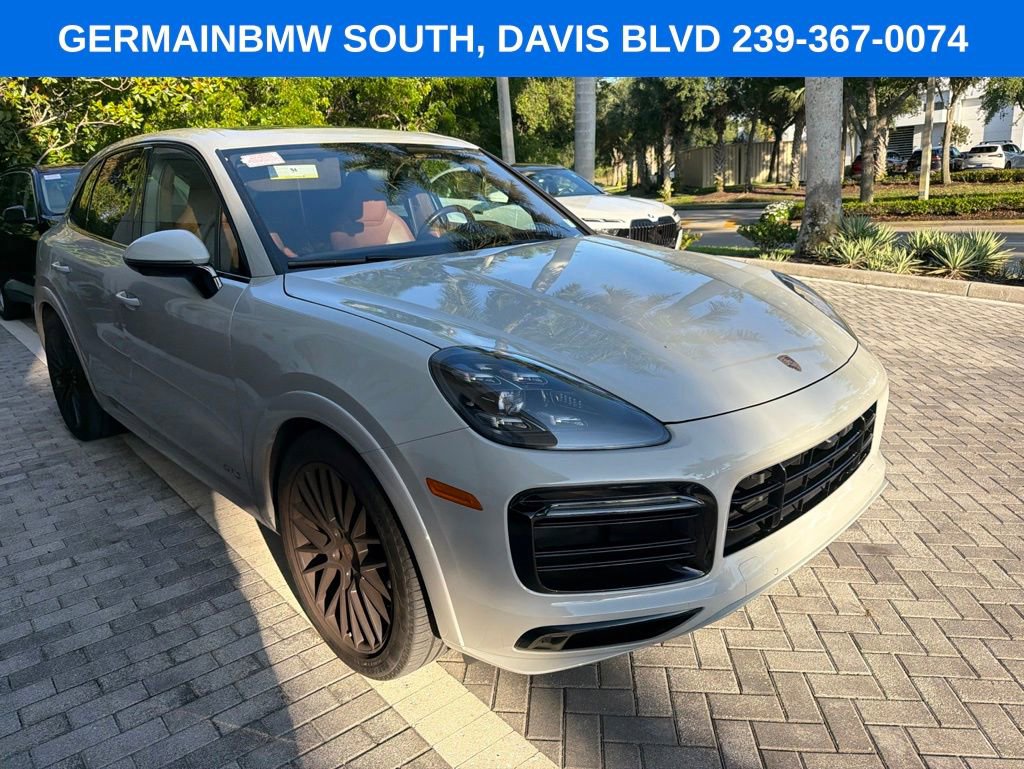 Used 2022 Porsche Cayenne GTS AWD/4WD image 39