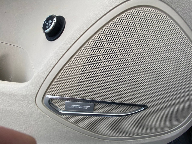 Used 2022 Buick Envision Essence w/ Technology Package I image 13