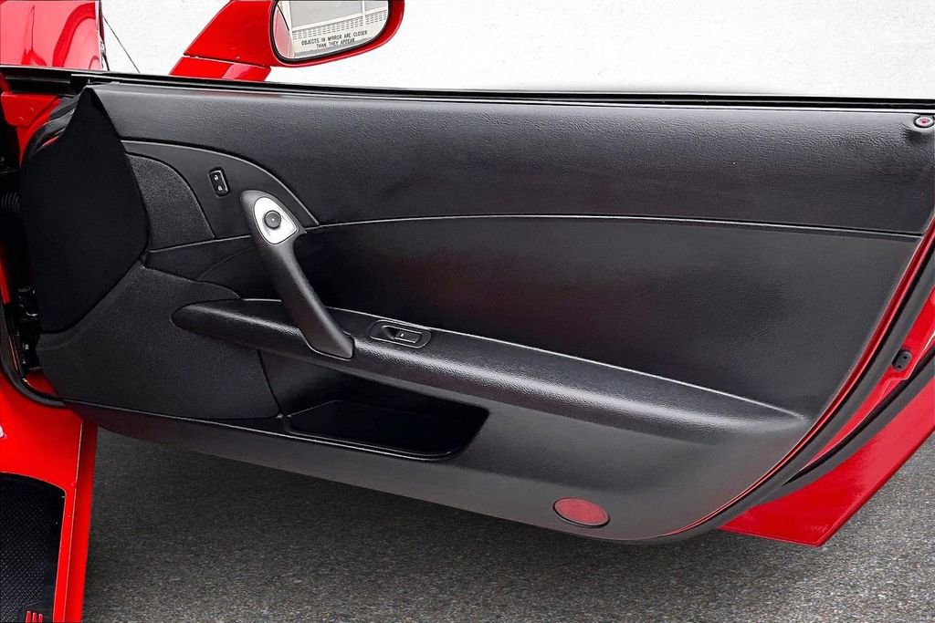 Used 2006 Chevrolet Corvette Coupe w/ Roof Package image 24