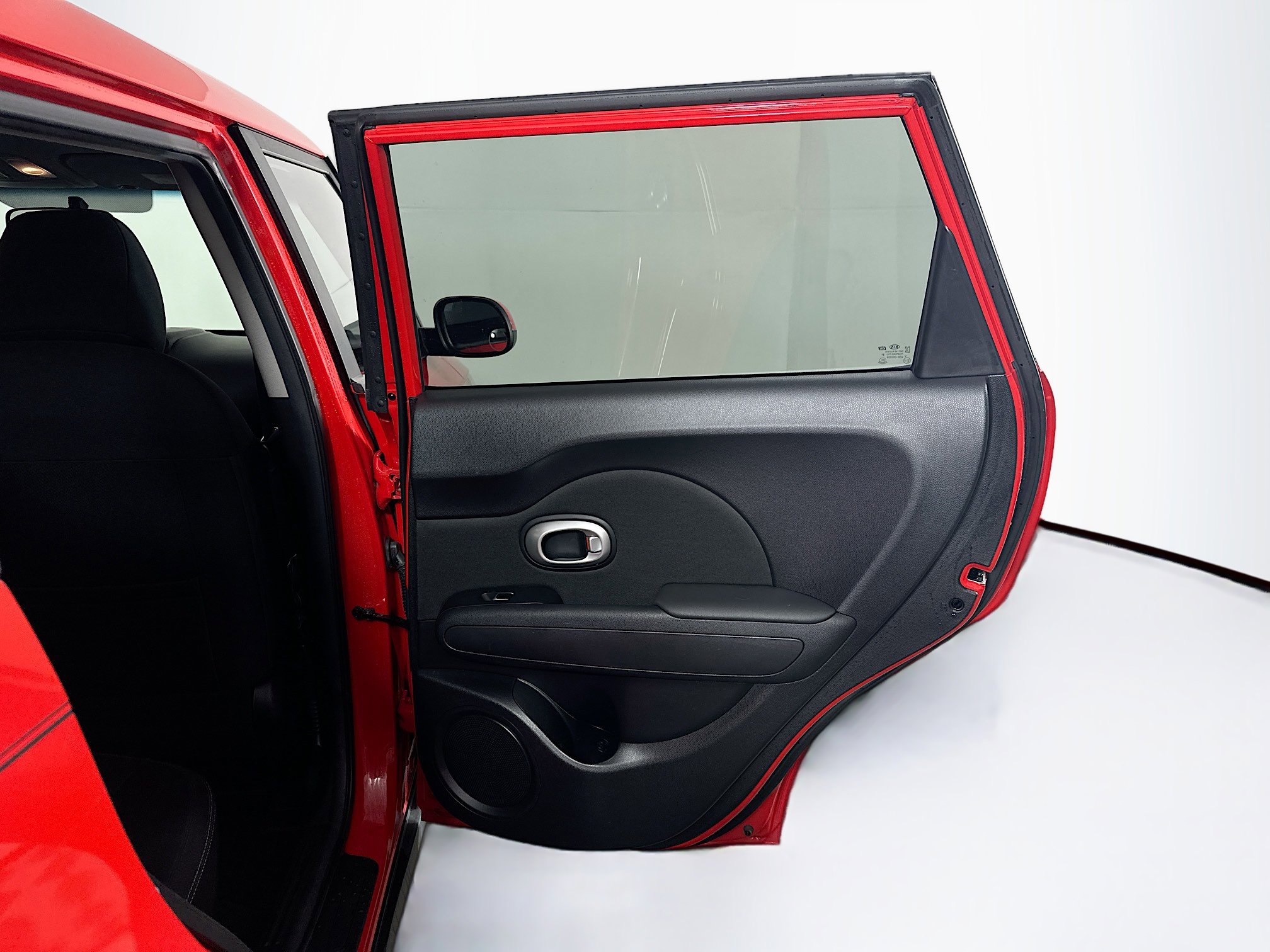 Used 2018 Kia Soul + FWD image 28