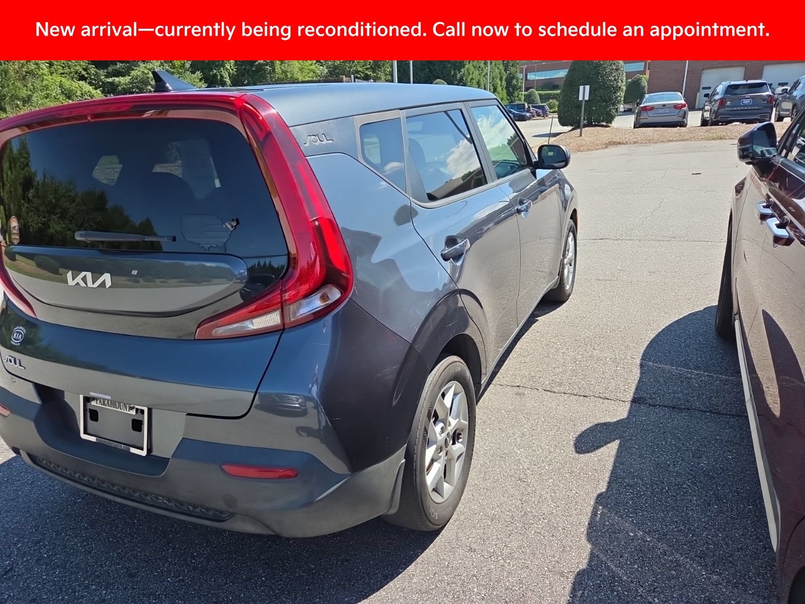 Certified 2022 Kia Soul LX w/ Technology Package FWD image 6