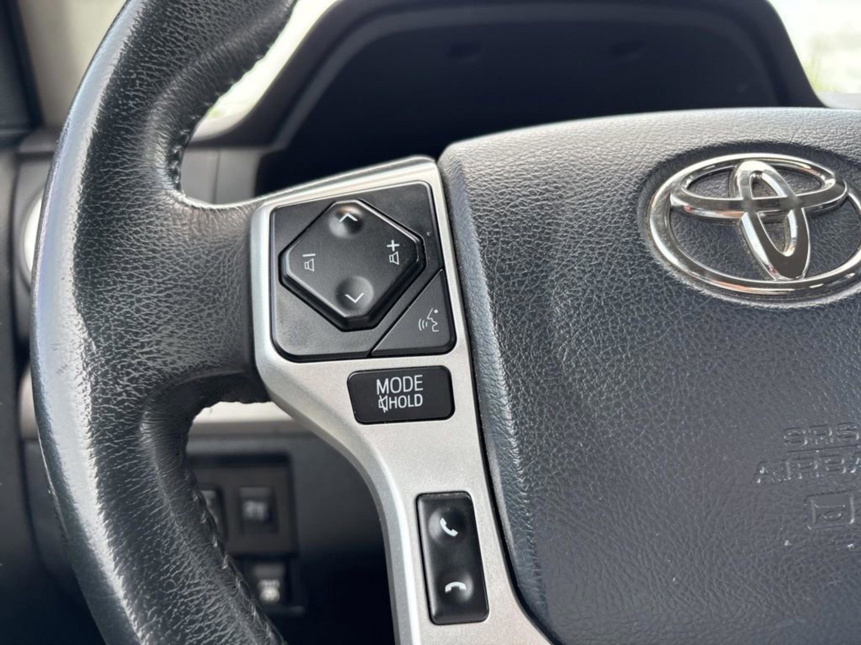 Used 2020 Toyota Tundra SR5 w/ SR5 Leather Package AWD/4WD image 14
