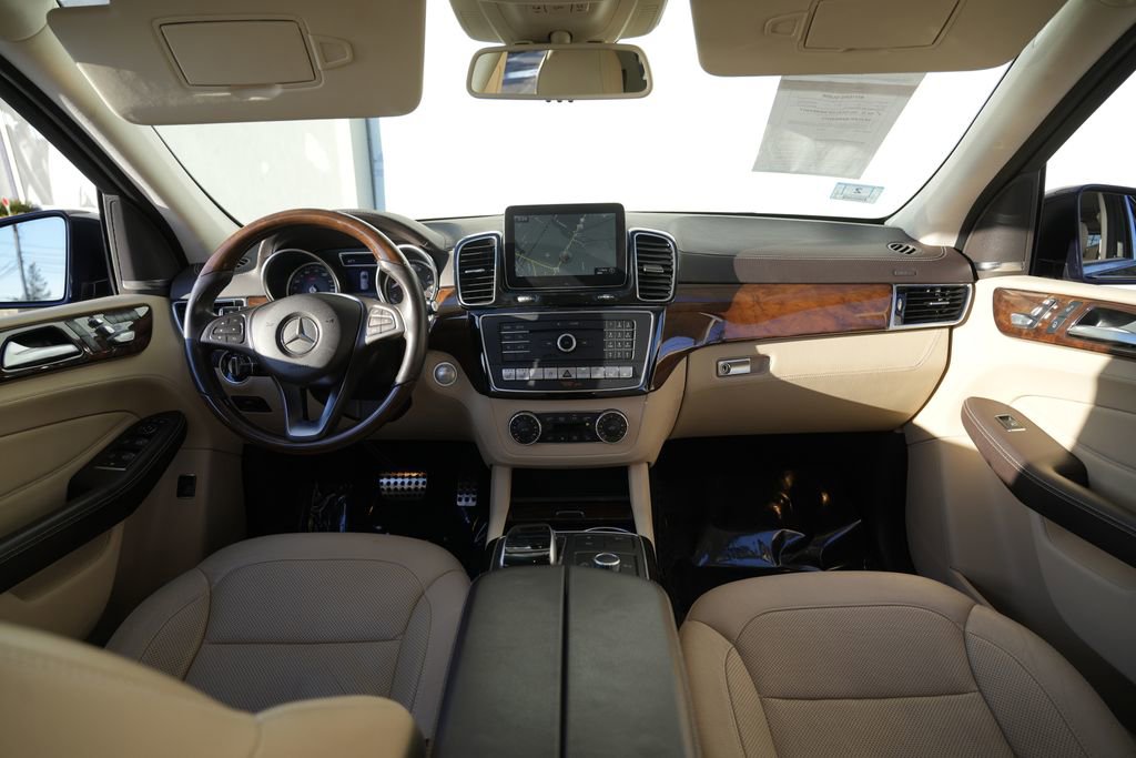 Used 2017 Mercedes-Benz GLE 400 4MATIC image 40
