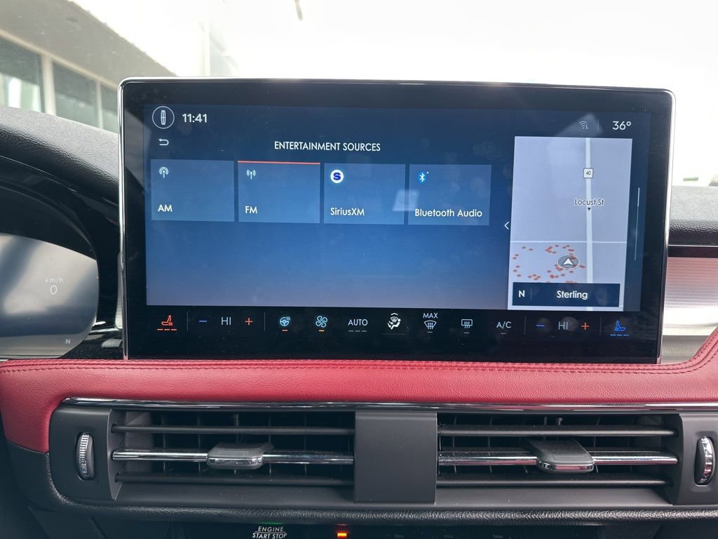 Used 2025 Lincoln Corsair Reserve w/ Jet Appearance Package image 36