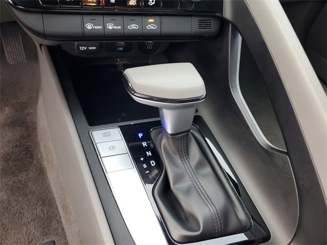 Used 2024 Hyundai Elantra SEL image 23