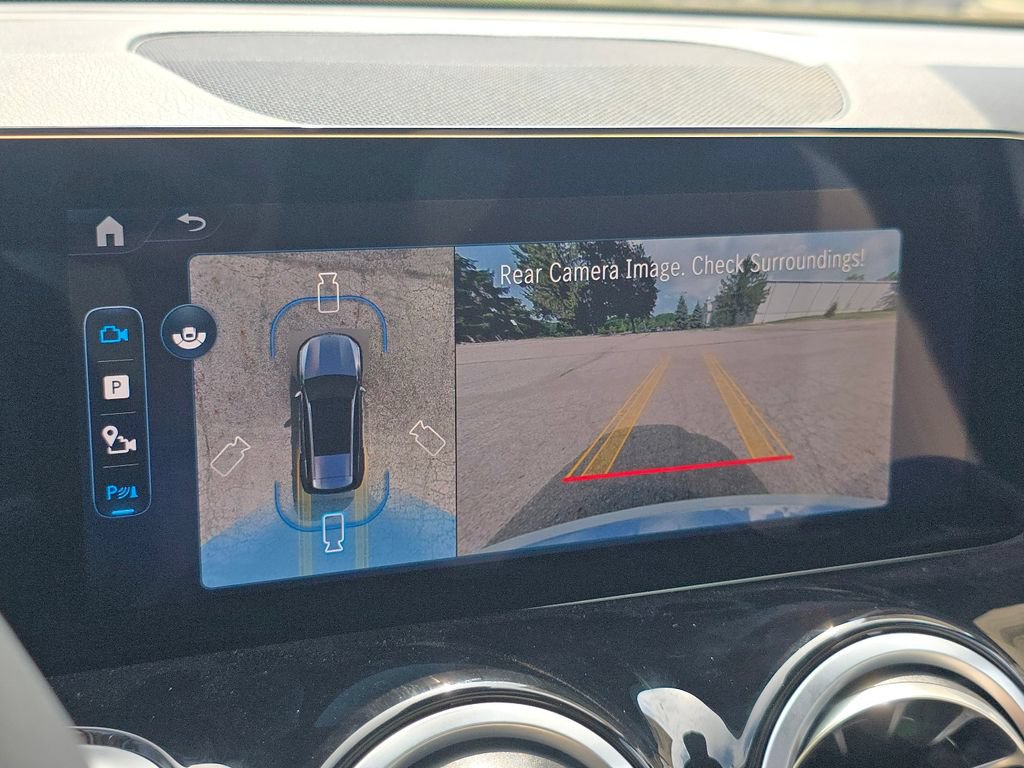 New 2026 Mercedes-Benz GLB 250 4MATIC image 31