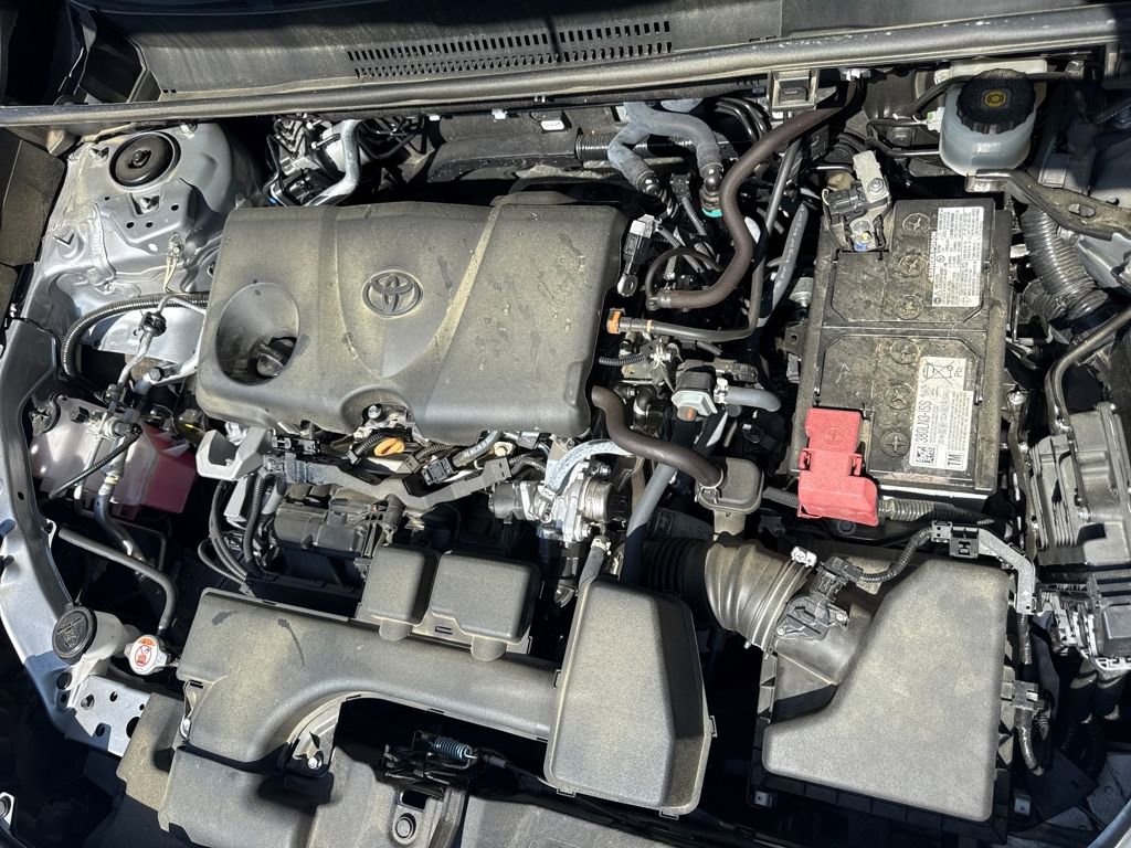 Used 2022 Toyota RAV4 XLE Premium image 34