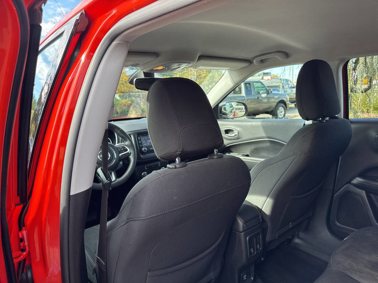 Used 2018 Jeep Compass Sport image 16