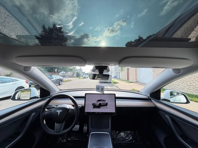 Used 2024 Tesla Model Y Performance AWD/4WD image 26