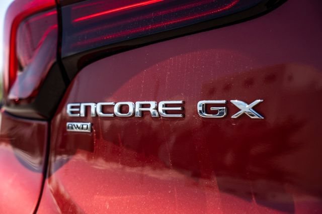 Used 2024 Buick Encore GX Sport Touring AWD/4WD image 11