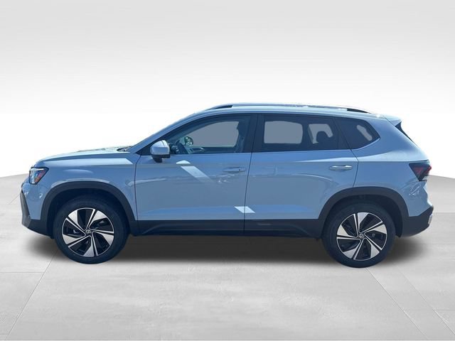 New 2026 Volkswagen Taos SE AWD/4WD image 4