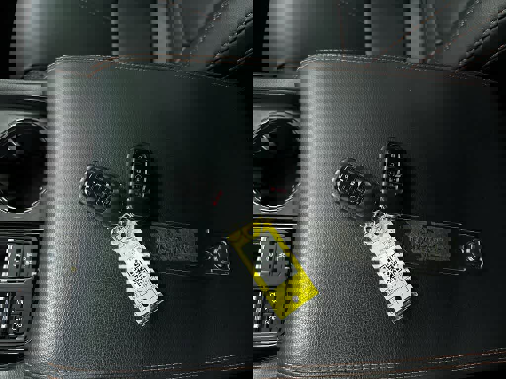 Used 2025 Honda Pilot TrailSport image 36