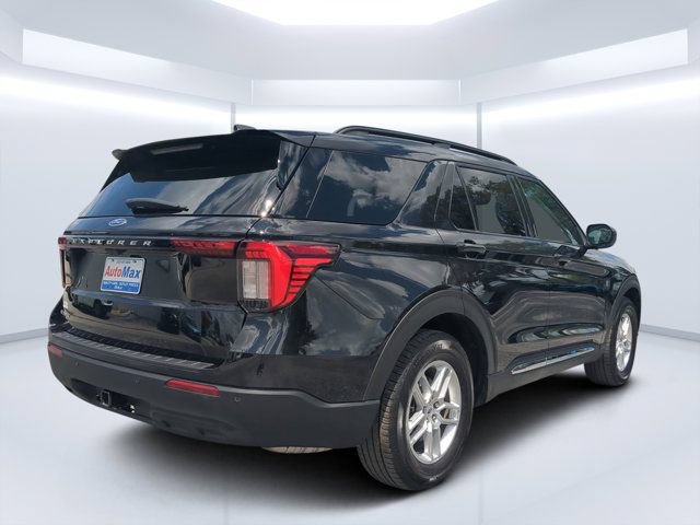 Used 2025 Ford Explorer Active RWD image 3