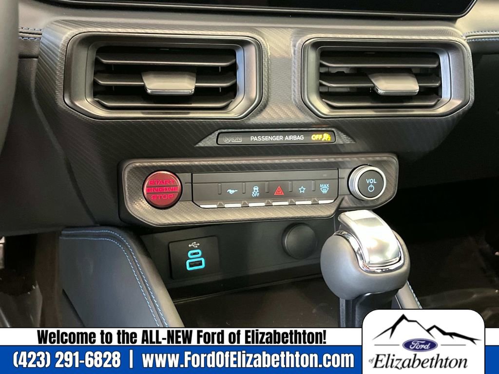 New 2025 Ford Mustang Dark Horse image 22