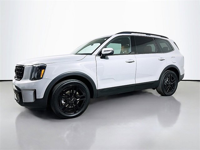 Used 2024 Kia Telluride EX X-Line image 3